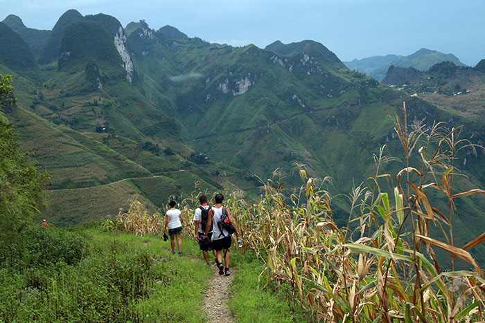 top 10 things to visit ha giang hiking